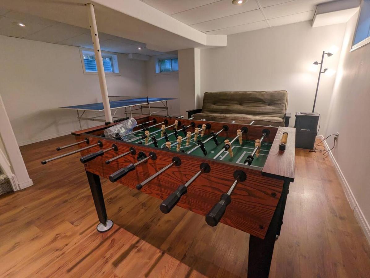 킹스턴 Adorable 4 Bed,3 Bath House 빌라 외부 사진